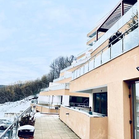 Londof Luxury Apartments - With A Panoramic View Over The City Brasov Bagian luar foto